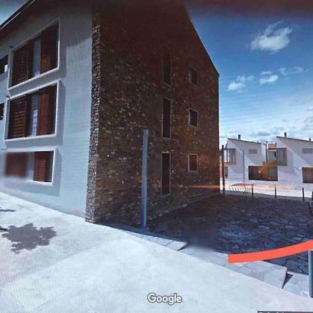 Chalet Adosado Entero, Bbq Y Piscina Comunitaria Sabiñánigo Esterno foto